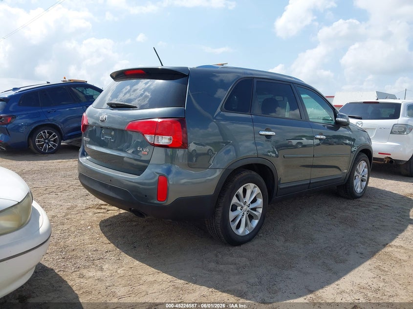 2014 Kia Sorento VIN 5XYKUDA7XEG490626 IAAI salvage auction — LEFT FRONT, Salvage Title, sold $1,400 on 2026-07-07 (photo 4)
