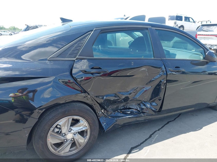 2026 Hyundai Elantra VIN KMHLL4DG5TU171435 IAAI salvage auction — RIGHT SIDE, Salvage Title, sold $6,500 on 2026-07-08 (photo 6)