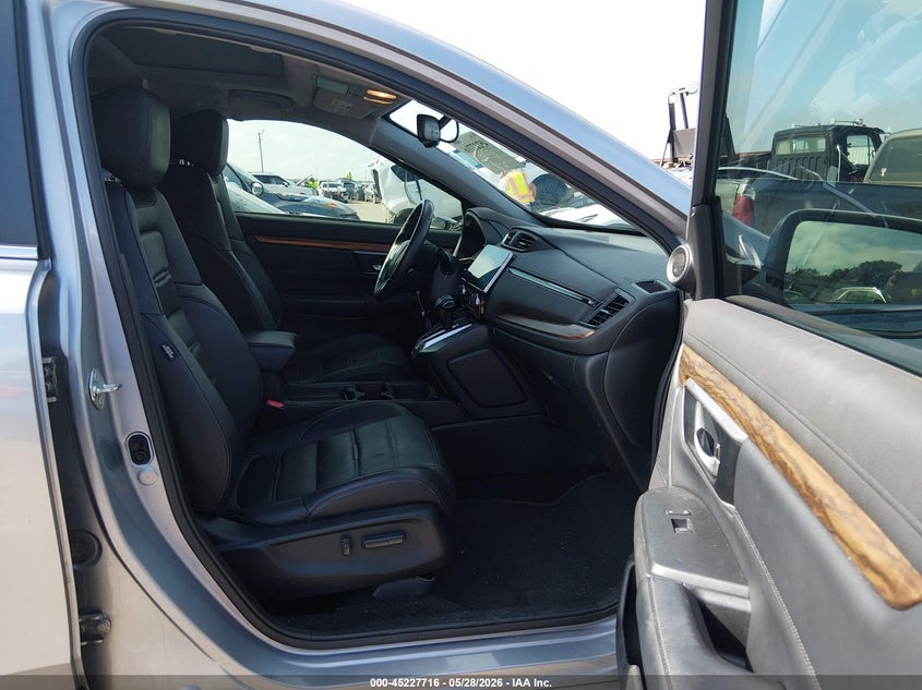 2017 Honda Cr-v VIN 7FARW1H87HE019300 IAAI salvage auction — SIDE, Original (Texas), sold $5,700 on 2026-07-18 (photo 5)