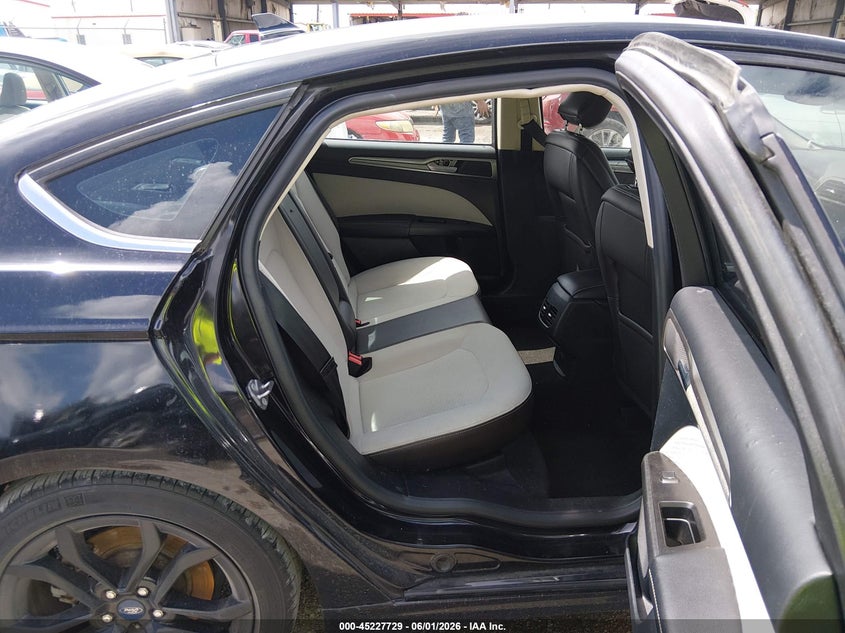 2019 Ford Fusion VIN 3FA6P0HD3KR198188 IAAI salvage auction — FRONT END, Salvage Title, sold $1,500 on 2026-08-01 (photo 8)