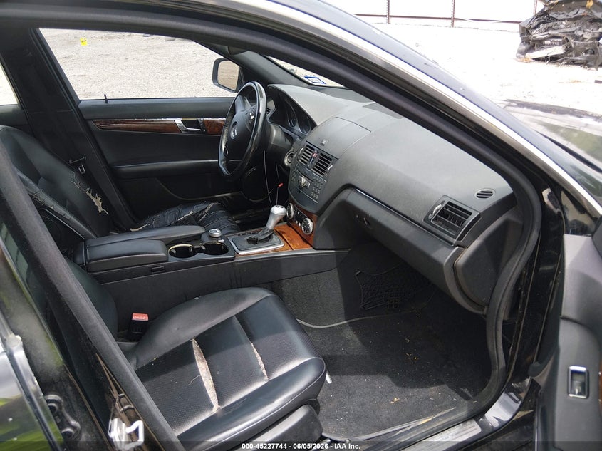 2009 Mercedes-benz C class VIN WDDGF54X69F219613 IAAI salvage auction — FRONT END, Salvage (Texas), sold $650 on 2026-07-29 (photo 5)