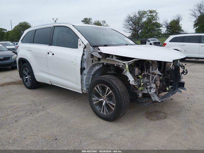2016 Toyota Highlander VIN 5TDJKRFH2GS344615 IAAI salvage auction — FRONT END, Salvage Title, sold $6,800 on 2026-07-12 (photo 1)