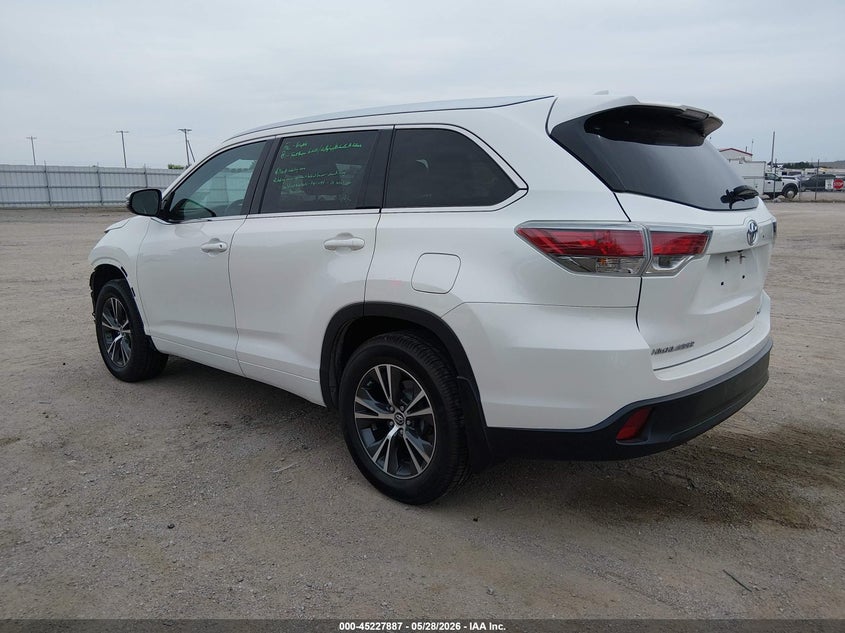 2016 Toyota Highlander VIN 5TDJKRFH2GS344615 IAAI salvage auction — FRONT END, Salvage Title, sold $6,800 on 2026-07-12 (photo 3)