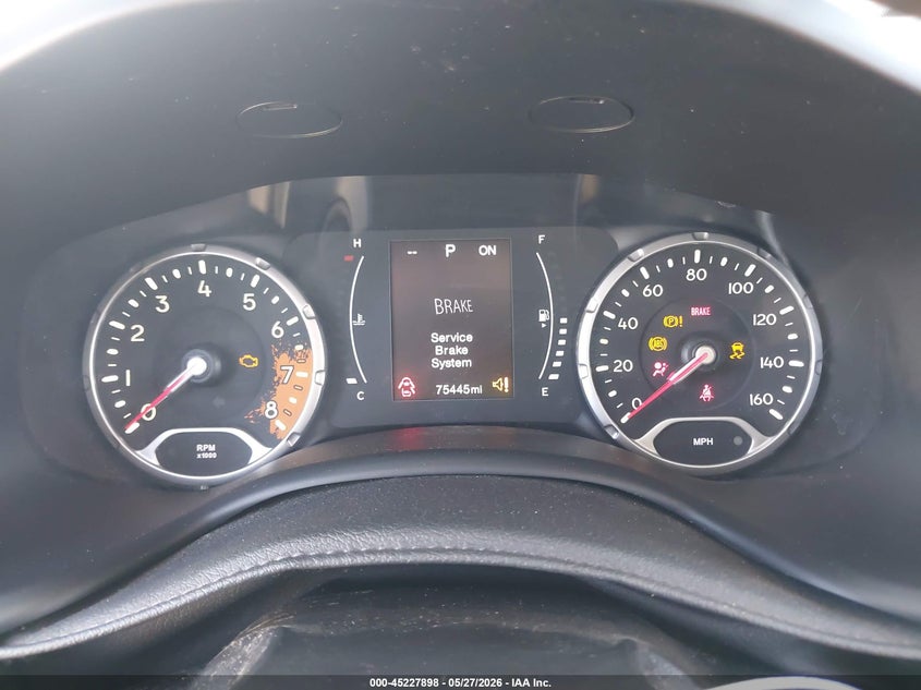 2018 Jeep Renegade VIN ZACCJABB4JPH92924 IAAI salvage auction — RIGHT SIDE, Salvage (Arizona), sold $2,075 on 2026-08-15 (photo 7)
