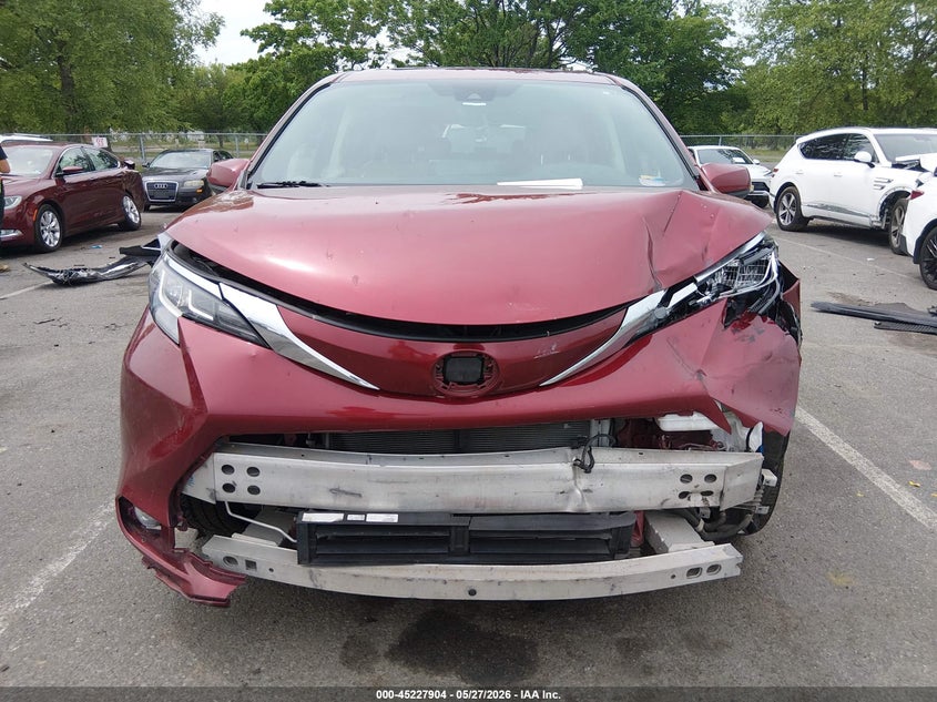 2021 Toyota Sienna VIN 5TDYRKEC4MS019726 IAAI salvage auction — FRONT & REAR, Salvage (New Jersey), sold $7,500 on 2026-08-21 (photo 6)