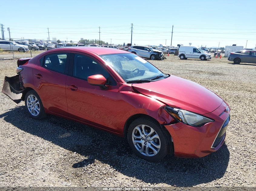 2017 Toyota Yaris VIN 3MYDLBYV6HY178647 IAAI salvage auction — REAR END, Salvage Title, sold $1,900 on 2026-07-10 (photo 1)