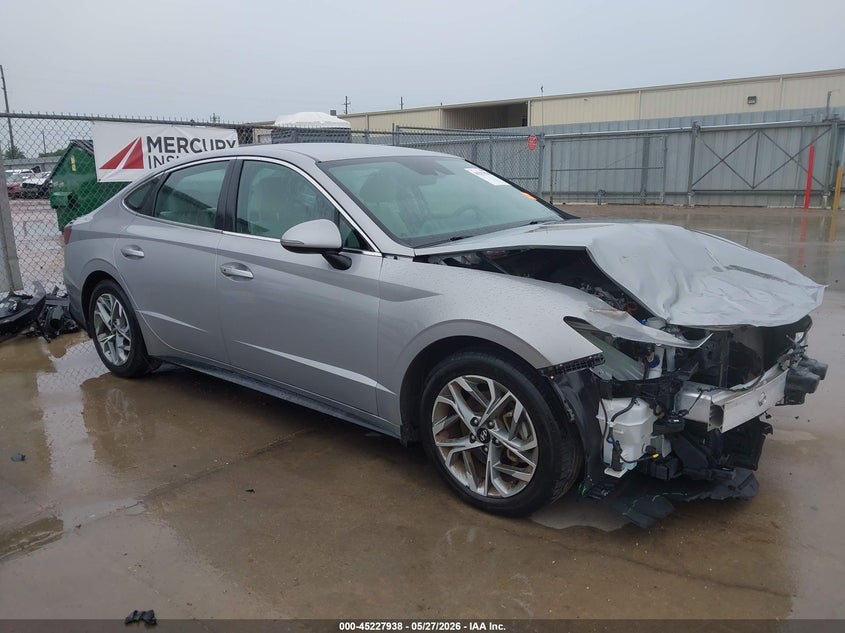 2023 Hyundai Sonata VIN KMHL64JA0PA294204 IAAI salvage auction — FRONT END, Salvage (Texas), sold $4,550 on 2026-07-30 (photo 1)