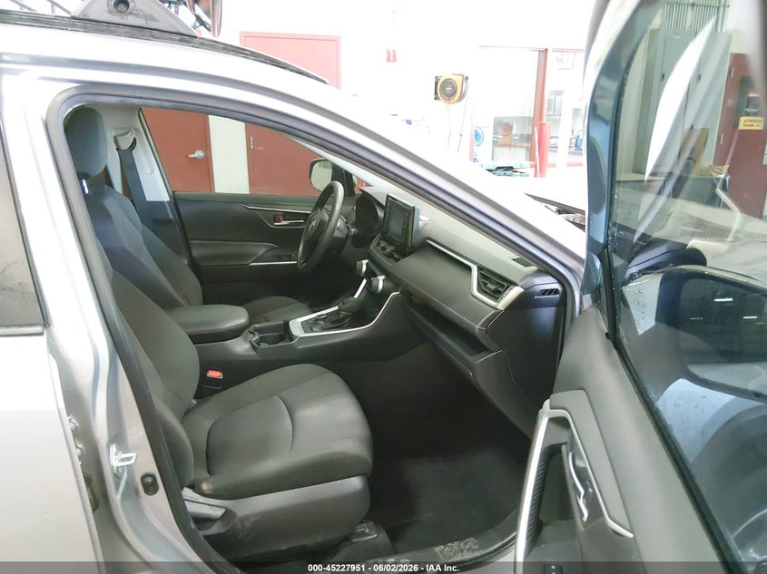 2020 Toyota Rav 4 VIN JTMRWRFV4LD073186 IAAI salvage auction — FRONT END, Salvage Title, sold $10,200 on 2026-07-17 (photo 5)