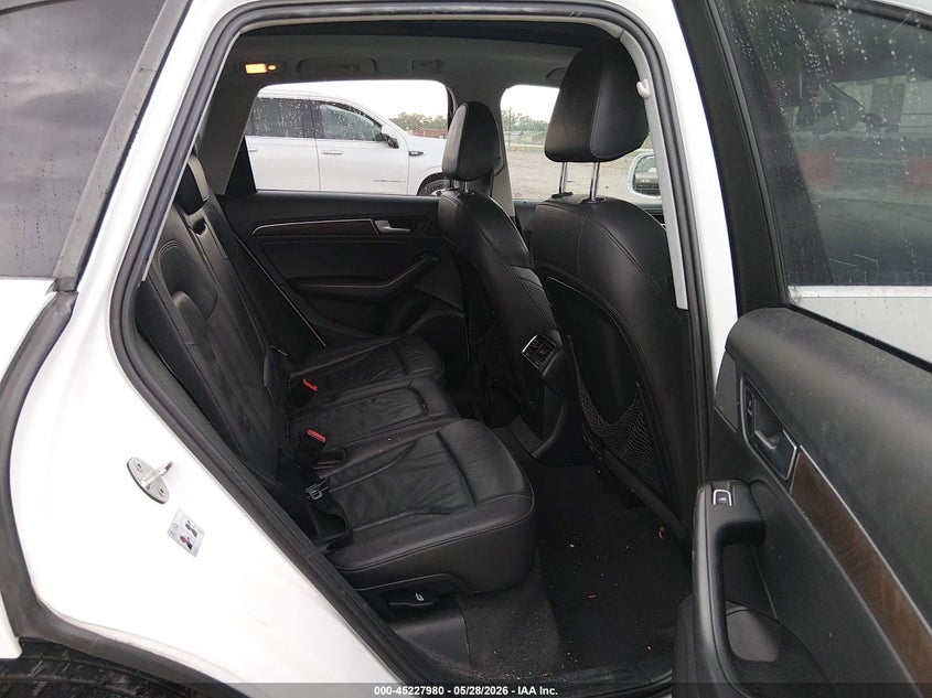2014 Audi Q5 VIN WA1LFAFP2EA053137 IAAI salvage auction — REAR END, Salvage (Texas), sold $1,750 on 2026-07-24 (photo 8)