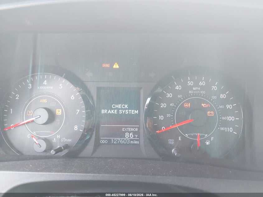 2016 Toyota Sienna VIN 5TDKK3DC8GS753582 IAAI salvage auction — UNKNOWN, Salvage (Minnesota), sold $725 on 2026-07-22 (photo 7)