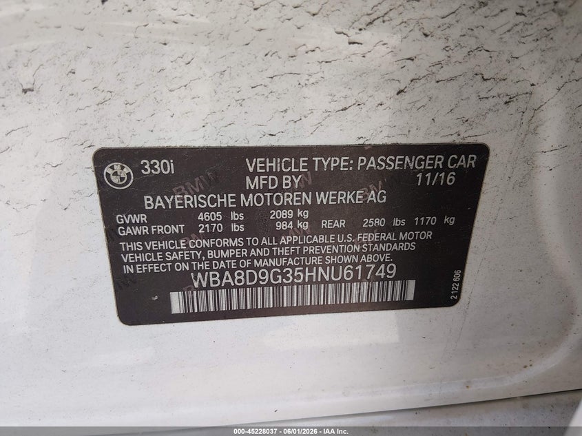 2017 BMW 3er VIN WBA8D9G35HNU61749 IAAI salvage auction — FRONT END, Salvage Title, sold $700 on 2026-08-10 (photo 9)