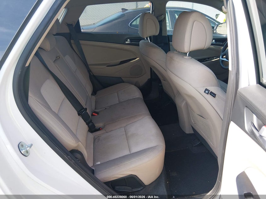 2016 Hyundai Tucson VIN KM8J23A41GU215239 IAAI salvage auction — REAR END, Salvage Title, sold $2,600 on 2026-07-08 (photo 8)