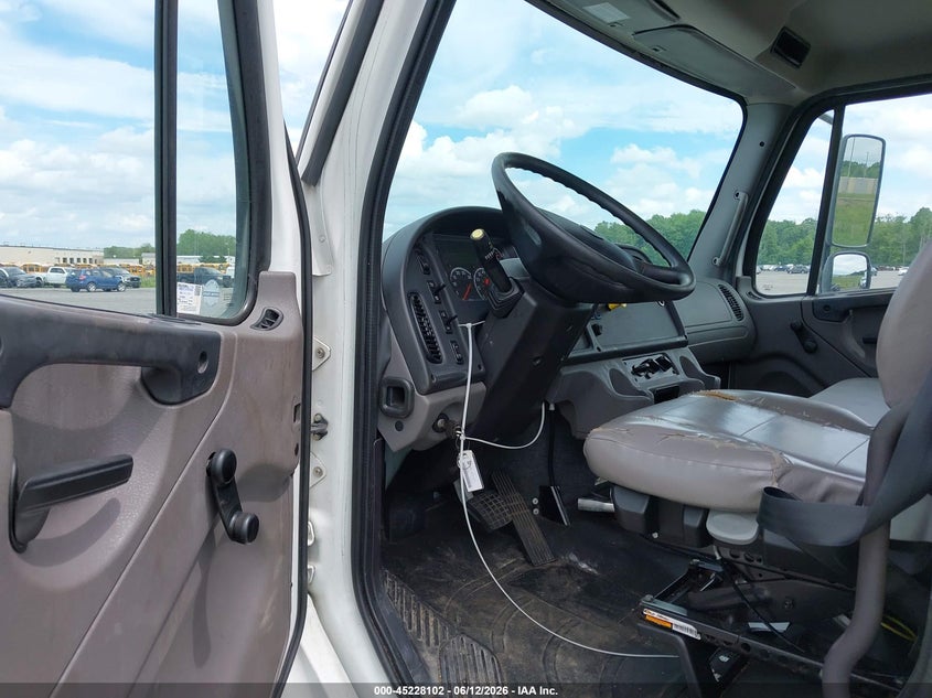 2023 Freightliner M2 106 VIN 1FVACWFC8PHUK2260 IAAI salvage auction — Unknown, Enterprise Vehicles Clear Only (Florida), sold $525 on 2026-07-09 (photo 6)
