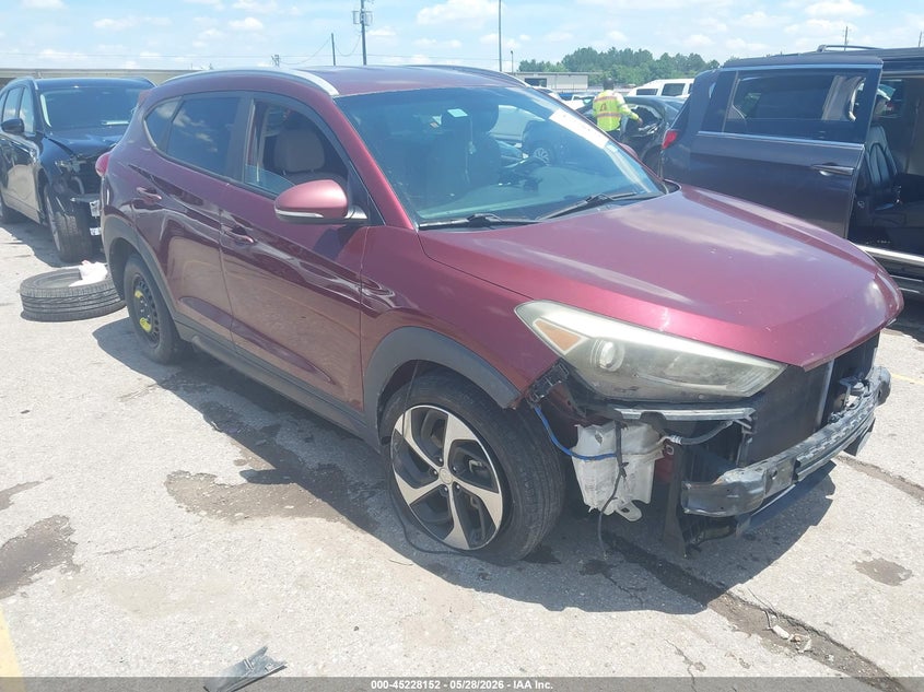 2016 Hyundai Tucson VIN KM8J33A23GU076873 IAAI salvage auction — FRONT END, Salvage Title, sold $2,500 on 2026-07-29 (photo 1)