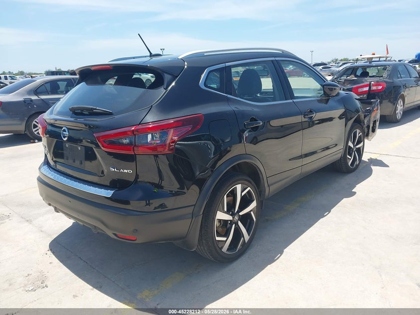 2022 Nissan Rogue VIN JN1BJ1CWXNW484438 IAAI salvage auction — RIGHT FRONT, Salvage Title, sold $6,300 on 2026-07-29 (photo 4)