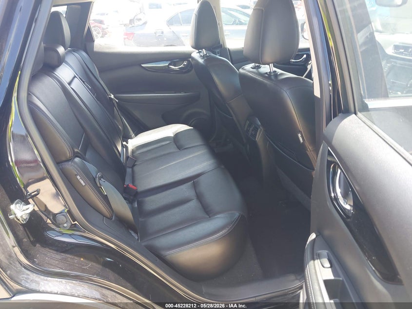 2022 Nissan Rogue VIN JN1BJ1CWXNW484438 IAAI salvage auction — RIGHT FRONT, Salvage Title, sold $6,300 on 2026-07-29 (photo 8)