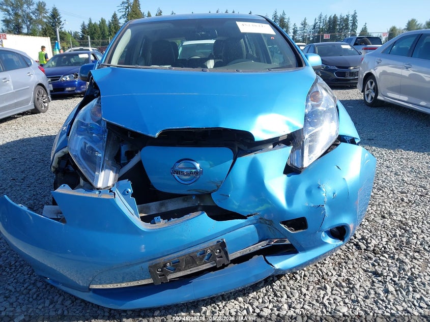 2011 Nissan Leaf VIN JN1AZ0CP3BT001327 IAAI salvage auction — FRONT END, Bill Of Sale (Washington), sold $250 on 2026-07-08 (photo 6)