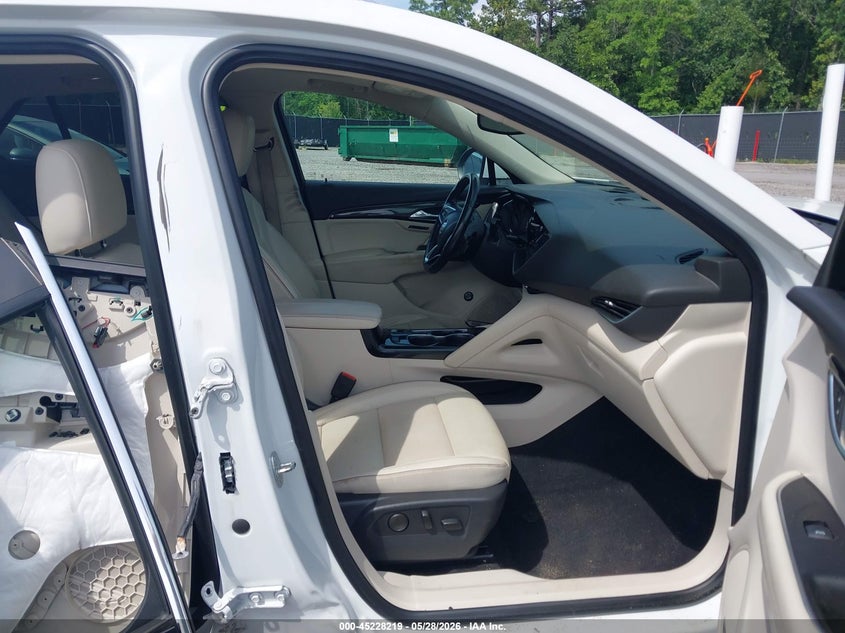2021 Buick Envision VIN LRBFZPR45MD122414 IAAI salvage auction — RIGHT SIDE, Salvage Title, sold $4,950 on 2026-07-08 (photo 5)