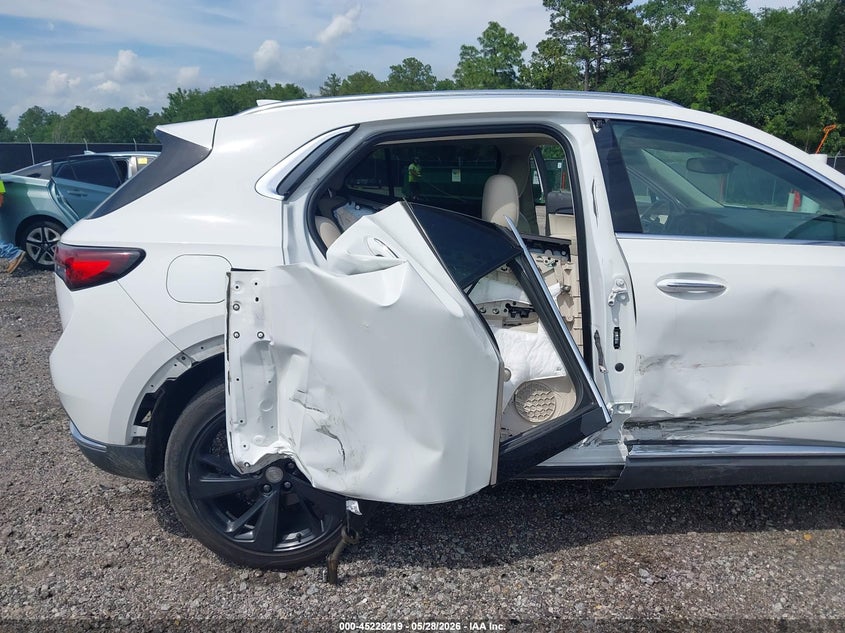 2021 Buick Envision VIN LRBFZPR45MD122414 IAAI salvage auction — RIGHT SIDE, Salvage Title, sold $4,950 on 2026-07-08 (photo 6)