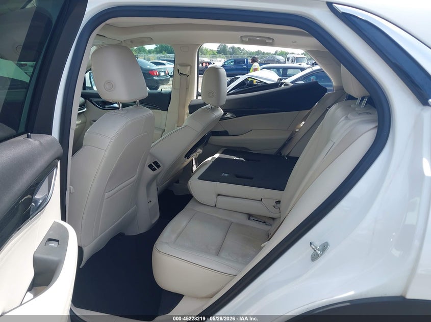 2021 Buick Envision VIN LRBFZPR45MD122414 IAAI salvage auction — RIGHT SIDE, Salvage Title, sold $4,950 on 2026-07-08 (photo 8)