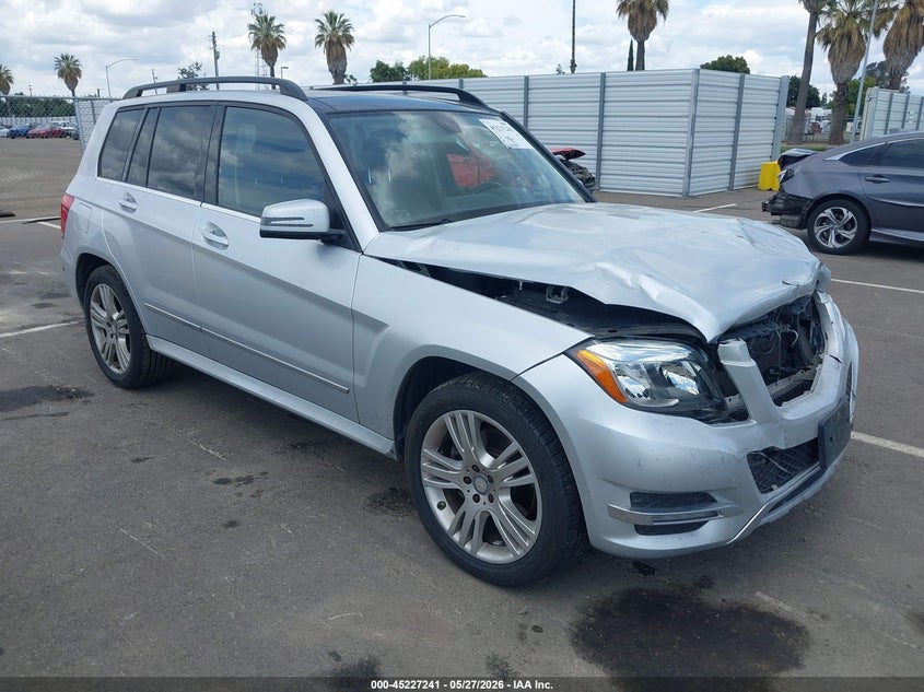 2013 Mercedes-benz VIN WDCGG8JB2DF996861 IAAI salvage auction — FRONT END, Salvage Title, sold $600 on 2026-07-07 (photo 1)