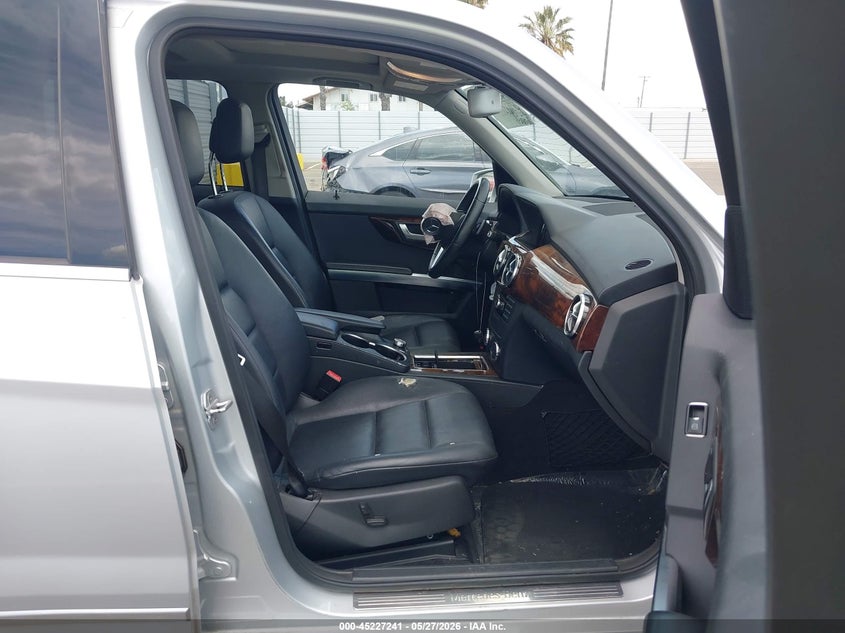 2013 Mercedes-benz VIN WDCGG8JB2DF996861 IAAI salvage auction — FRONT END, Salvage Title, sold $600 on 2026-07-07 (photo 5)