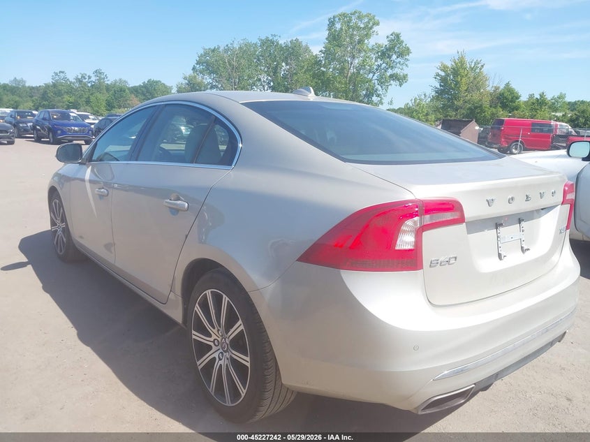 2017 Volvo VIN LYV402TK8HB138572 IAAI salvage auction — HAIL, Salvage (Ohio), sold $2,525 on 2026-07-28 (photo 3)