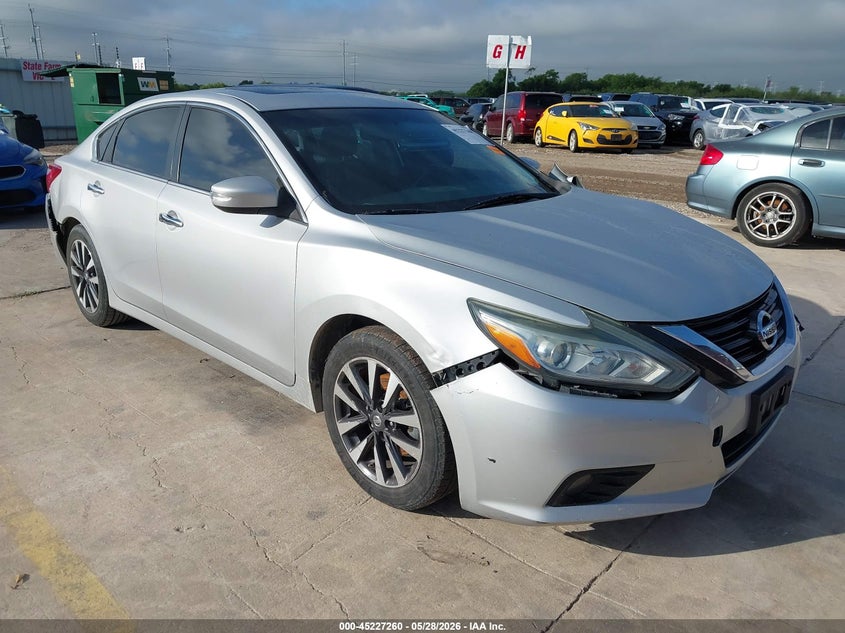 2017 Nissan Altima VIN 1N4AL3AP6HC284386 IAAI salvage auction — LEFT FRONT, Salvage Title, sold $25 on 2026-07-27 (photo 1)
