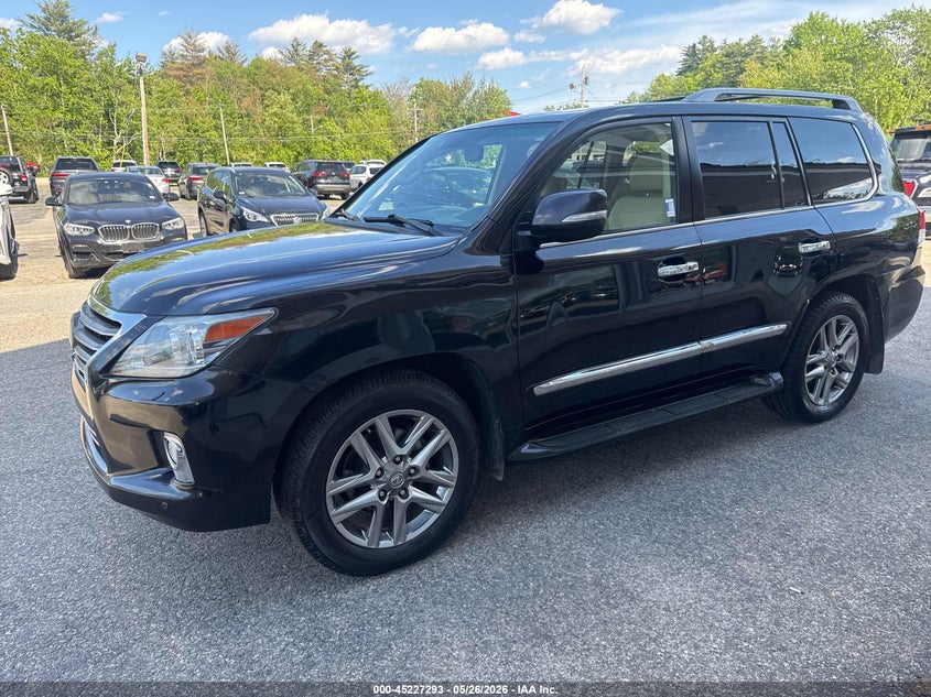 2015 Lexus Lx 570 VIN JTJHY7AX9F4181761 IAAI salvage auction — NORMAL WEAR, Clear (Oklahoma), sold $24,650 on 2026-07-08 (photo 2)