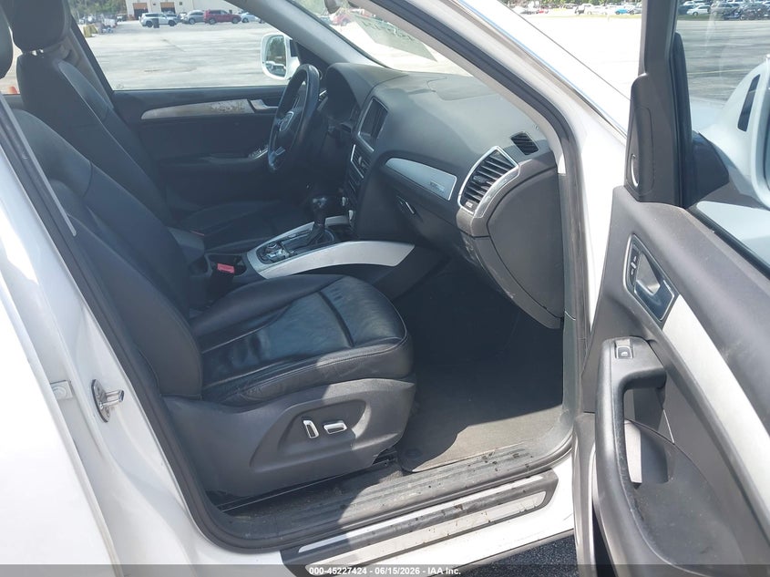 2017 Audi Q5 VIN WA1L2AFP5HA029334 IAAI salvage auction — NORMAL WEAR, Clear (Florida), sold $1,225 on 2026-07-16 (photo 5)