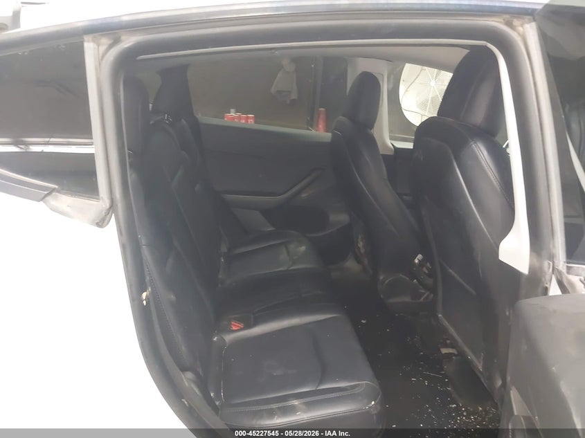 2023 Tesla Model y VIN 7SAYGDEE3PF608085 IAAI salvage auction — REAR END, Salvage Title, sold $9,200 on 2026-07-16 (photo 8)
