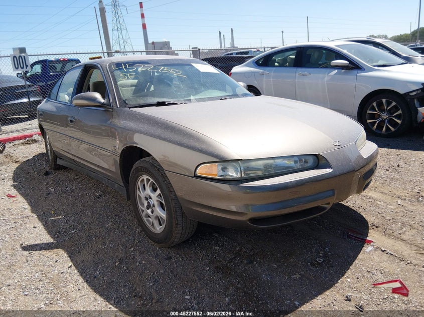 2000 Oldsmobile Intrigue VIN 1G3WS52H1YF177105 IAAI salvage auction — LEFT SIDE, Clear (Indiana), sold $275 on 2026-07-08 (photo 1)