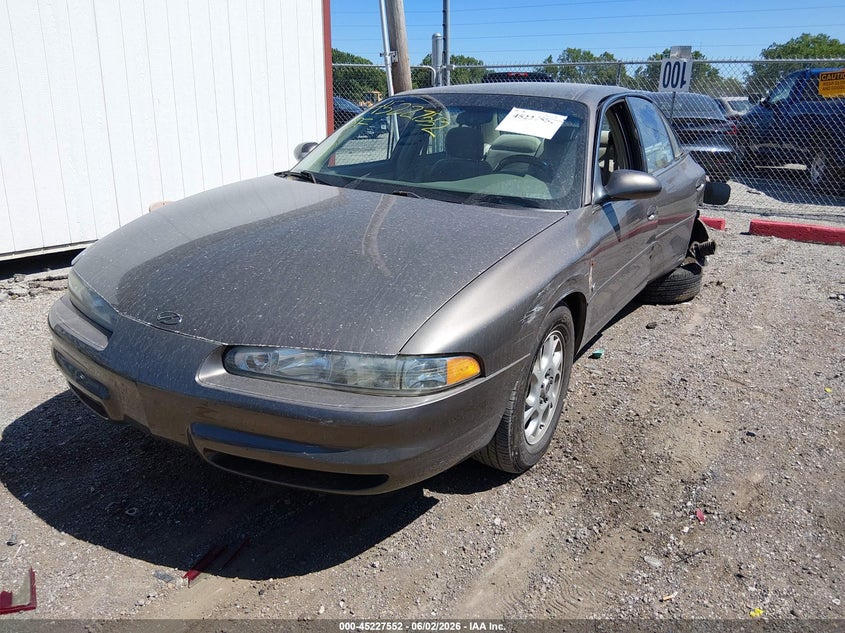 2000 Oldsmobile Intrigue VIN 1G3WS52H1YF177105 IAAI salvage auction — LEFT SIDE, Clear (Indiana), sold $275 on 2026-07-08 (photo 2)