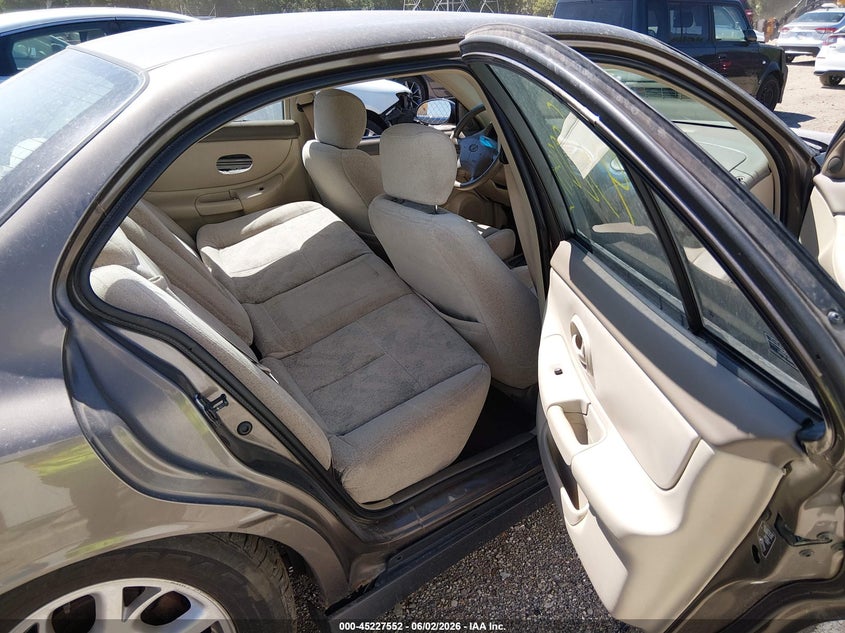 2000 Oldsmobile Intrigue VIN 1G3WS52H1YF177105 IAAI salvage auction — LEFT SIDE, Clear (Indiana), sold $275 on 2026-07-08 (photo 8)