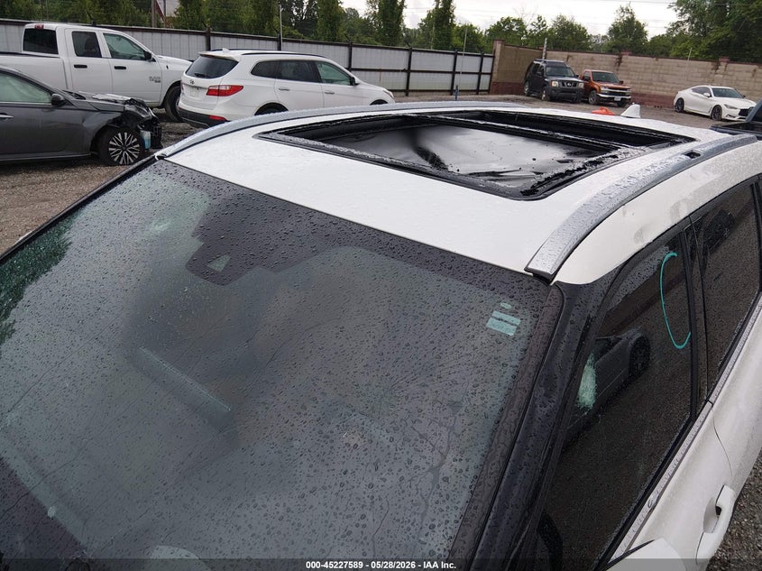 2021 Toyota Highlander VIN 5TDEBRCHXMS019339 IAAI salvage auction — HAIL, Clear (Missouri), sold $21,100 on 2026-07-13 (photo 6)