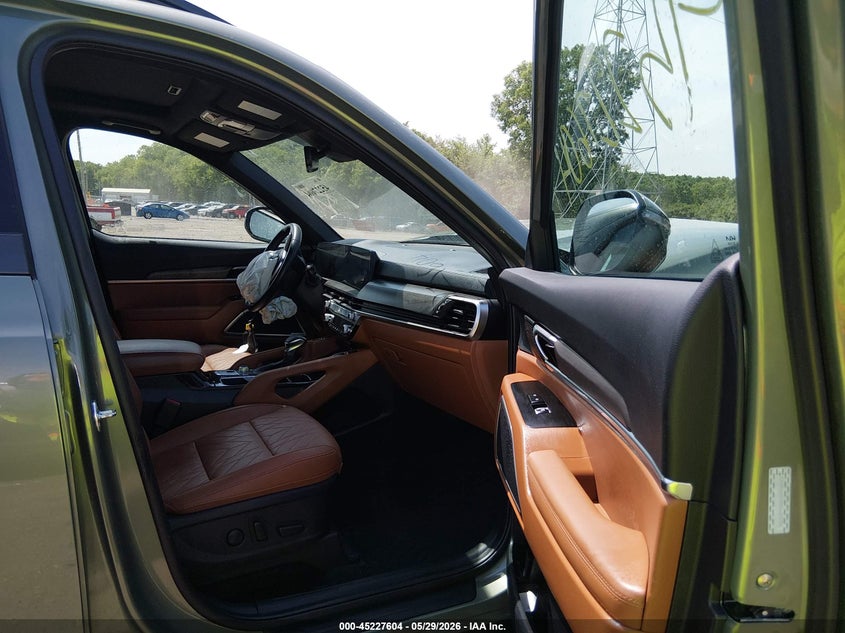 2025 Kia Telluride VIN 5XYP3DGC8SG623781 IAAI salvage auction — FRONT END, Salvage Title, sold $13,500 on 2026-07-22 (photo 5)