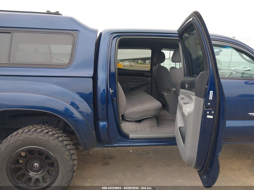2008 Toyota Tacoma VIN 5TELU42N48Z564442 IAAI salvage auction — FRONT END, Salvage (Oregon), sold $7,600 on 2026-07-08 (photo 8)