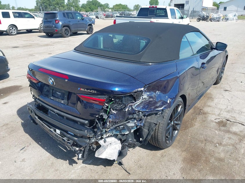 2023 BMW 4er VIN WBA63AT09PCL24959 IAAI salvage auction — REAR END, Salvage (Illinois), sold $16,200 on 2026-07-22 (photo 4)