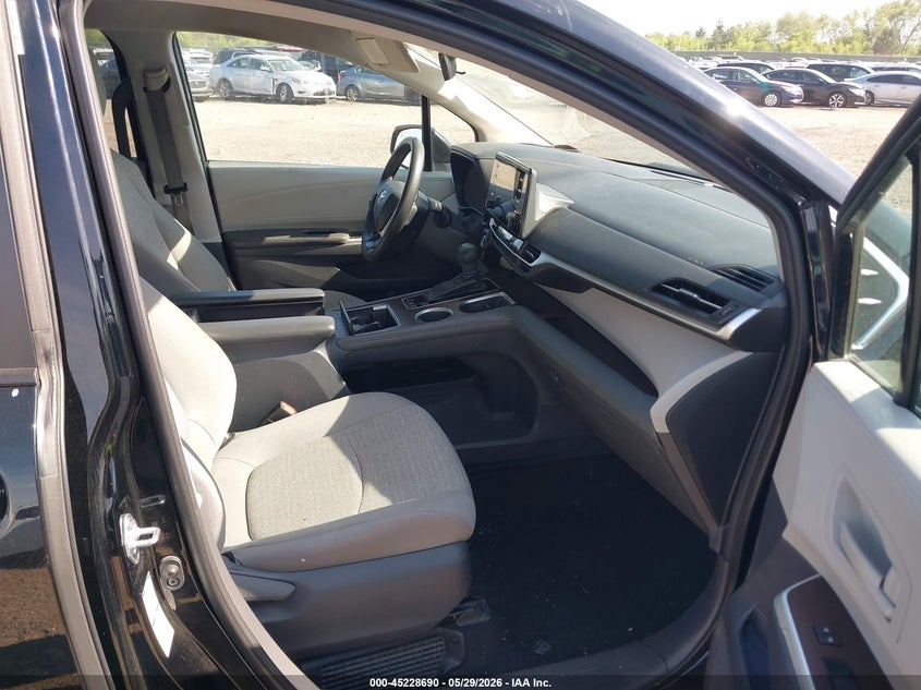 2021 Toyota Sienna VIN 5TDKSKFC2MS026389 IAAI salvage auction — REAR END, Salvage Title, sold $9,600 on 2026-07-15 (photo 5)