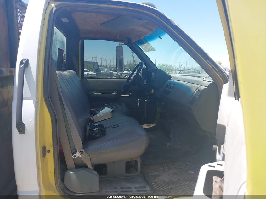 1993 Gmc Topkick VIN 1GDJ6H1P1PJ507132 IAAI salvage auction — FRONT END, Clear (Arizona), sold $400 on 2026-07-09 (photo 7)