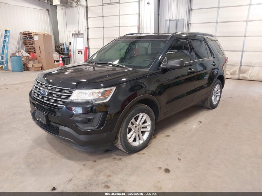 2017 Ford Explorer VIN 1FM5K8B8XHGD58805 IAAI salvage auction — NORMAL WEAR, SF97 (South Dakota), sold $15,075 on 2026-07-09 (photo 2)