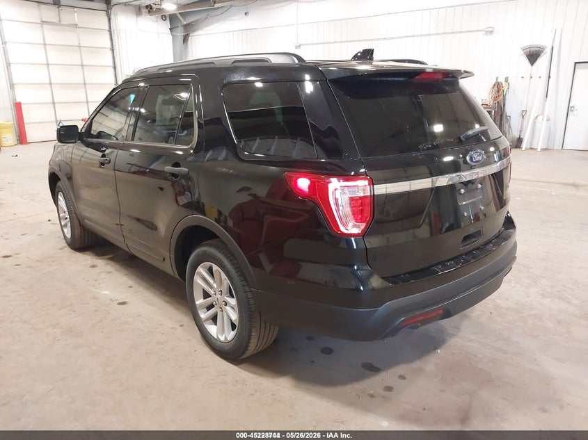 2017 Ford Explorer VIN 1FM5K8B8XHGD58805 IAAI salvage auction — NORMAL WEAR, SF97 (South Dakota), sold $15,075 on 2026-07-09 (photo 3)