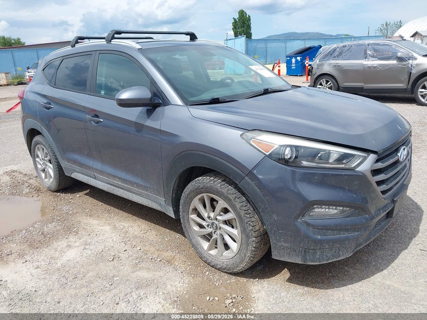 2017 Hyundai Tucson VIN KM8J3CA40HU281134 IAAI salvage auction — LEFT REAR, Salvage Title, sold $1,300 on 2026-07-29 (photo 1)