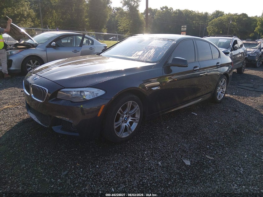 2013 BMW 5er VIN WBAXH5C5XDDW16117 IAAI salvage auction — SIDE, Salvage Title, sold $975 on 2026-07-16 (photo 2)