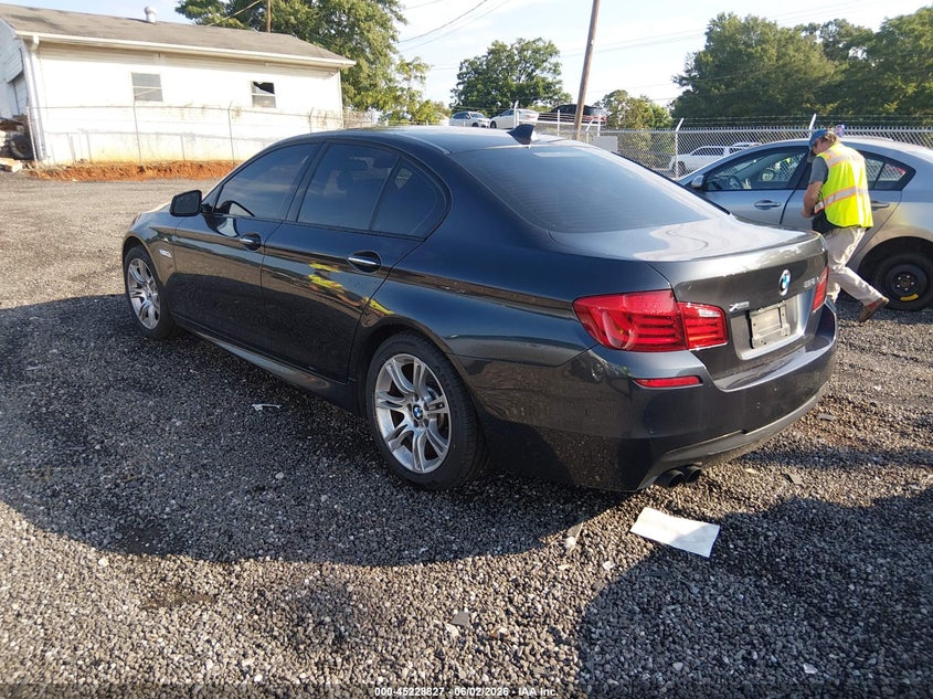 2013 BMW 5er VIN WBAXH5C5XDDW16117 IAAI salvage auction — SIDE, Salvage Title, sold $975 on 2026-07-16 (photo 3)