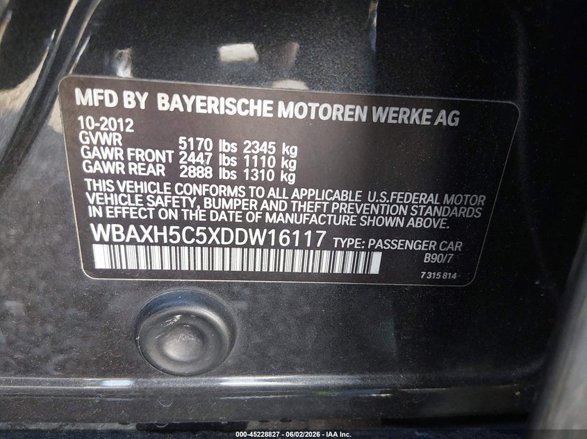 2013 BMW 5er VIN WBAXH5C5XDDW16117 IAAI salvage auction — SIDE, Salvage Title, sold $975 on 2026-07-16 (photo 9)