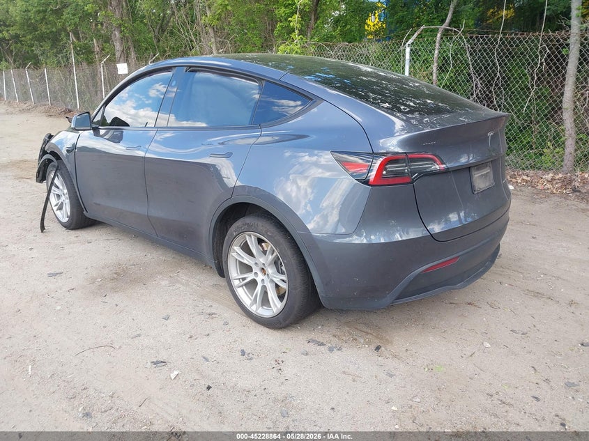 2023 Tesla Model y VIN 7SAYGDEE6PF894207 IAAI salvage auction — FRONT END, Salvage Title, sold $525 on 2026-07-23 (photo 3)