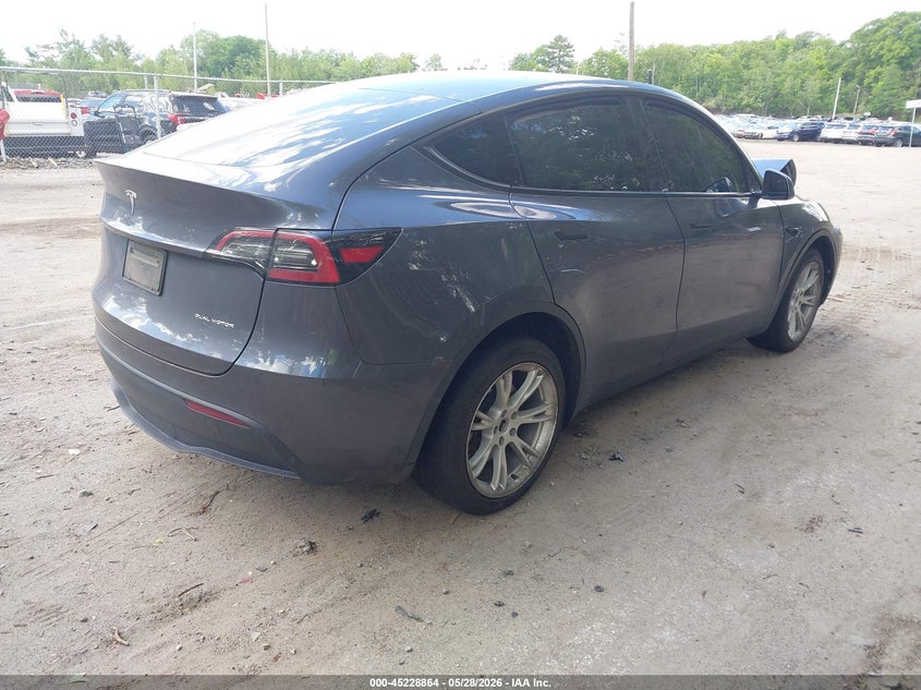 2023 Tesla Model y VIN 7SAYGDEE6PF894207 IAAI salvage auction — FRONT END, Salvage Title, sold $525 on 2026-07-23 (photo 4)