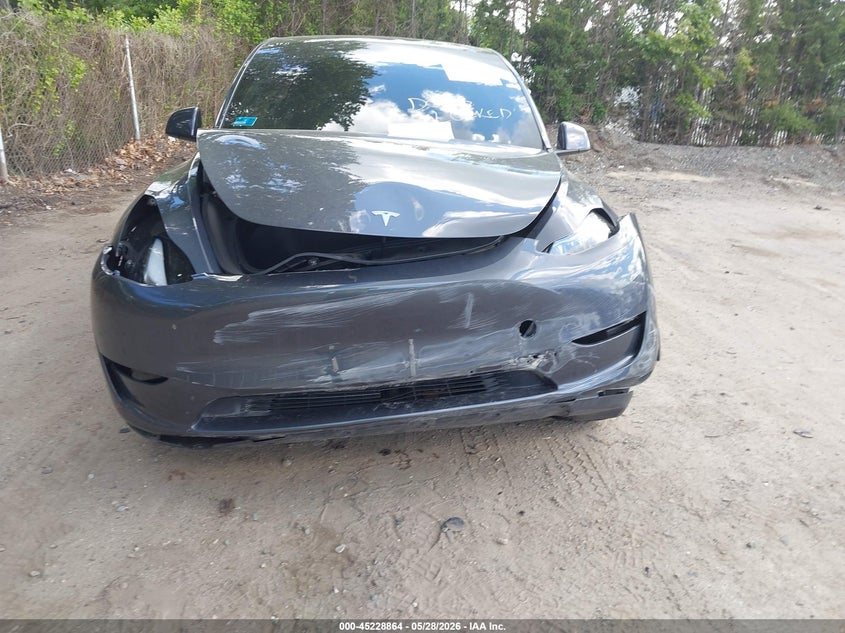 2023 Tesla Model y VIN 7SAYGDEE6PF894207 IAAI salvage auction — FRONT END, Salvage Title, sold $525 on 2026-07-23 (photo 6)