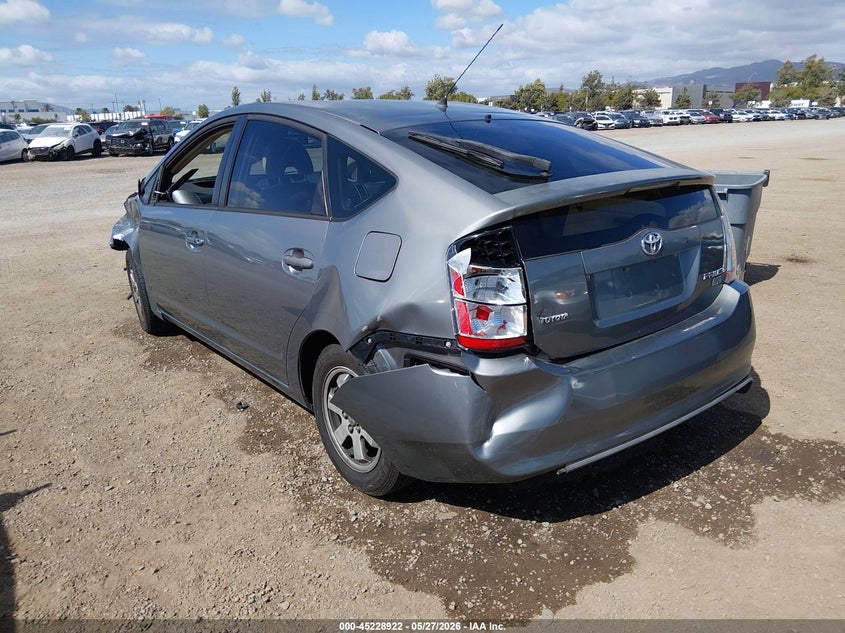 2005 Toyota Prius VIN JTDKB20U853042116 IAAI salvage auction — FRONT & REAR, Salvage (California), sold $300 on 2026-07-29 (photo 3)